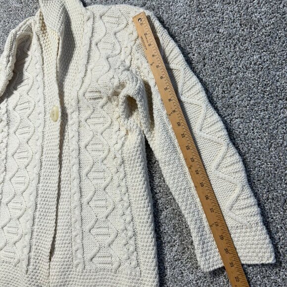 Inis Crafts Aran Knit Cardigan Sweater 100% Merino Wool One Button Closure - Picture 7 of 9